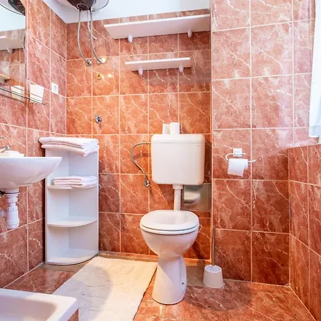 Apartmán Traditional Bacvice, 3 Min Walk To The