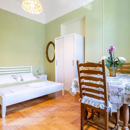 Traditional Bacvice, 3 Min Walk To The Διαμέρισμα